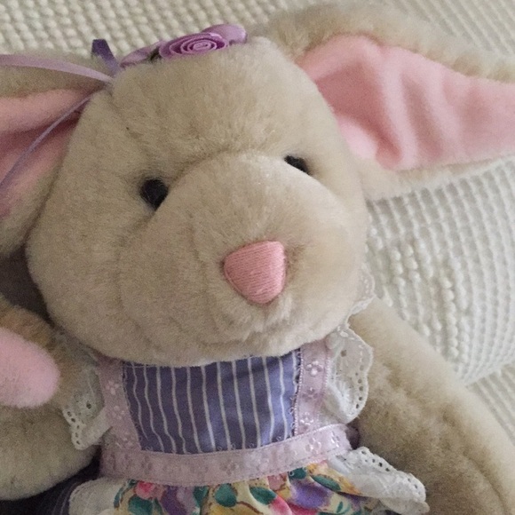 Easter Bunnies - Picture 3 of 8